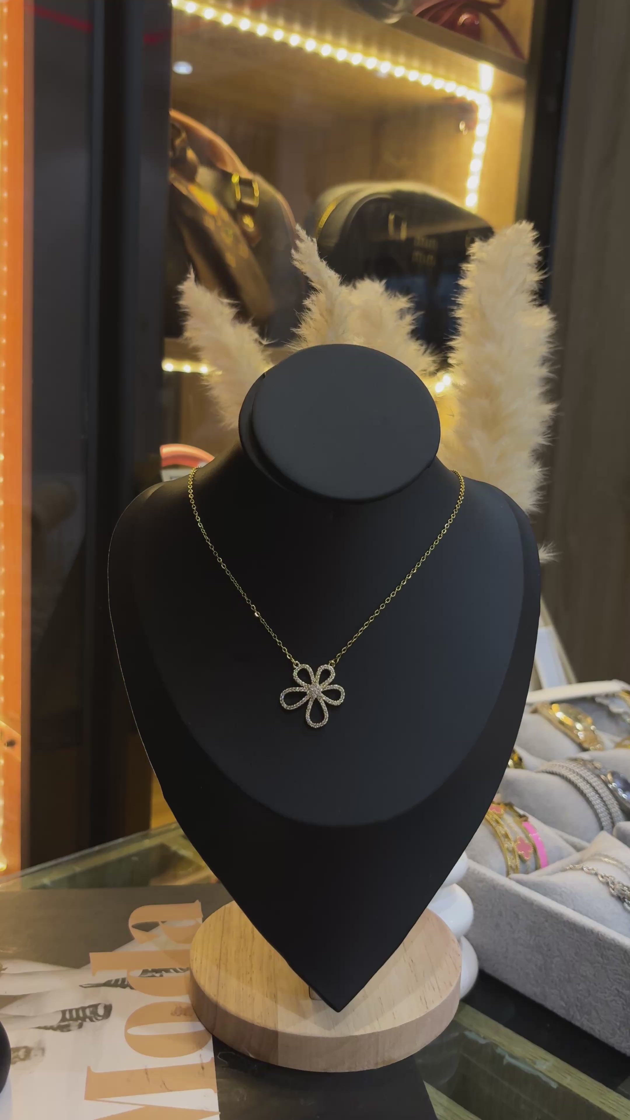 Whitsluxe Everyday Necklace